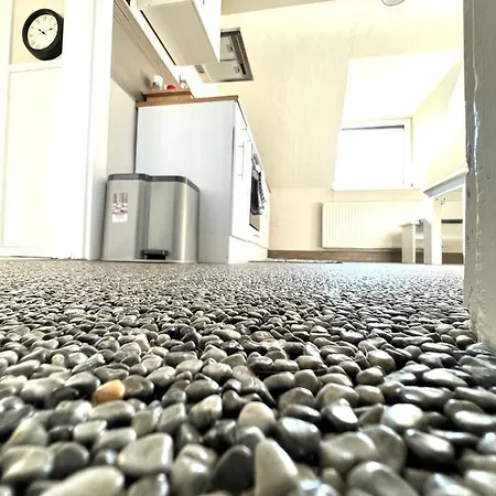 Feelhome, Flughafen Nah,2-schlafzimmer, Badewanne, Zentral, Wifi, Floor * Duisburg