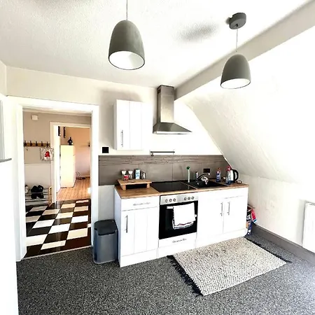 Feelhome, Flughafen Nah,2-schlafzimmer, Badewanne, Zentral, Wifi, Floor *