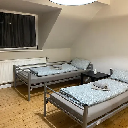 Feelhome, Flughafen Nah,2-schlafzimmer, Badewanne, Zentral, Wifi, Floor Apartament