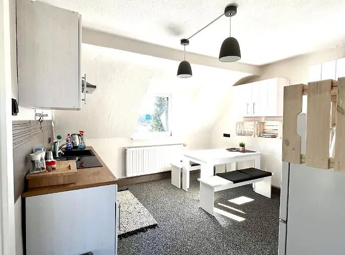 Feelhome, Flughafen Nah,2-schlafzimmer, Badewanne, Zentral, Wifi, Floor Apartament *