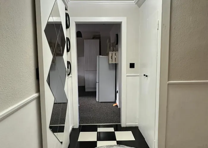 Feelhome, Flughafen Nah,2-schlafzimmer, Badewanne, Zentral, Wifi, Floor Apartament Duisburg